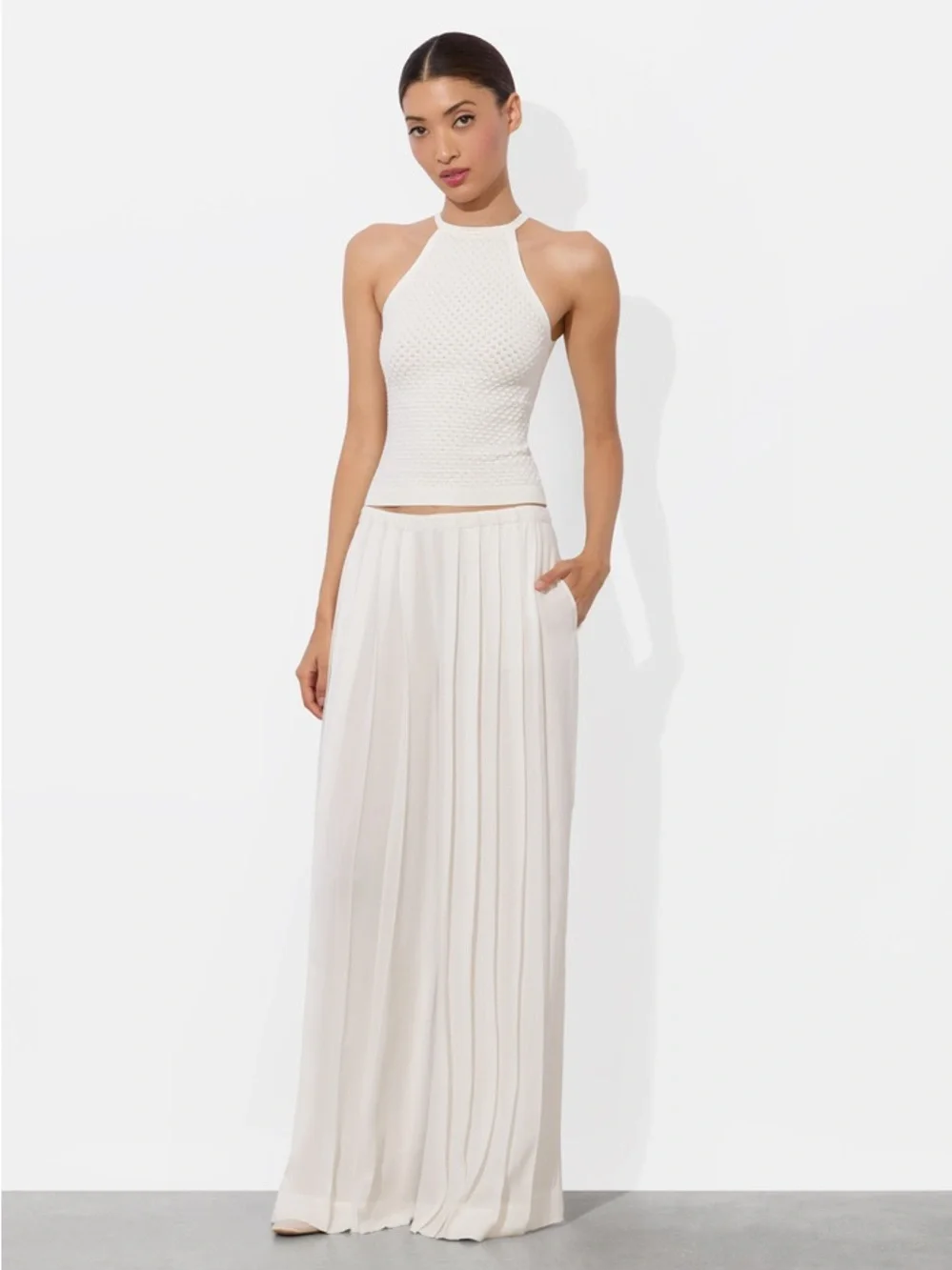 NWOT Alice+Olivia HEIDI POINTELLE TANK White Size Small - Picture 2 of 8